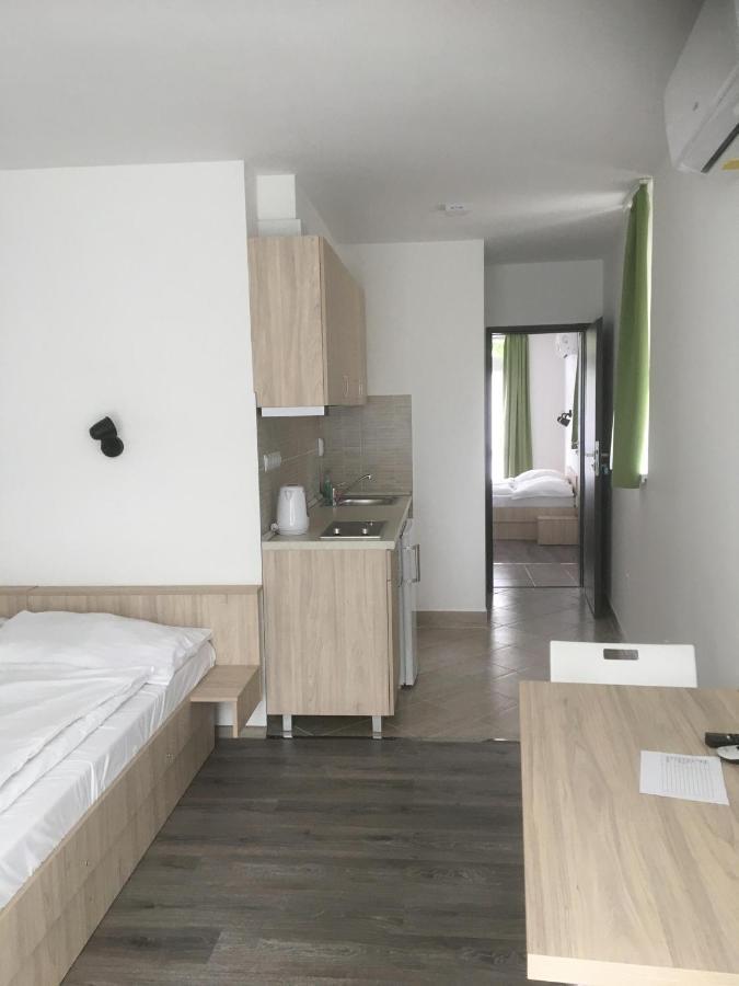 Apartmanhotel Baraton*** Балатонфюред Екстер'єр фото